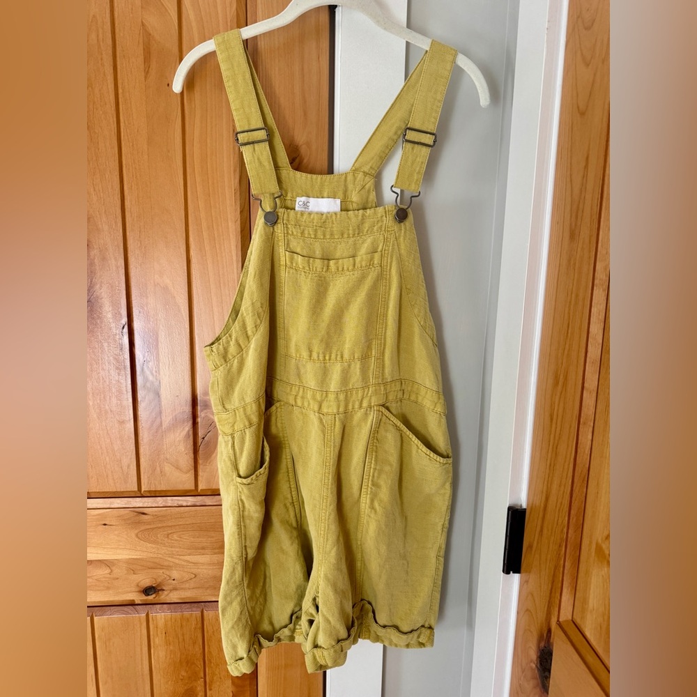 NWOT C&C California linen shorts romper overalls